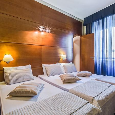 רומא Rovati Guesthouse מראה חיצוני תמונה