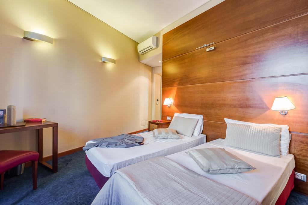 רומא Rovati Guesthouse מראה חיצוני תמונה