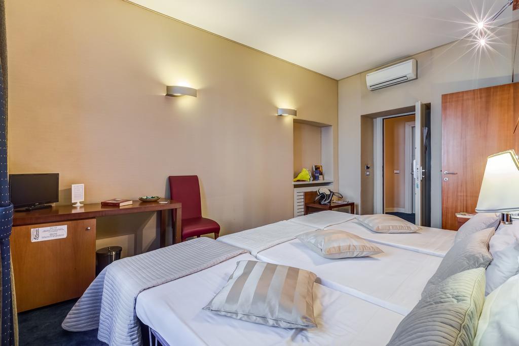 רומא Rovati Guesthouse מראה חיצוני תמונה