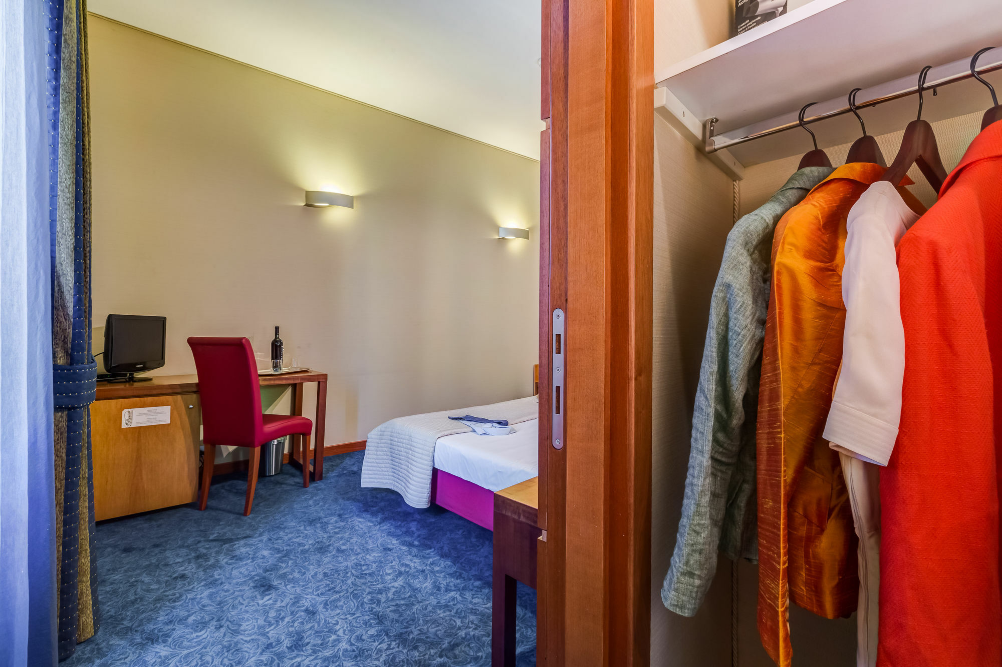 רומא Rovati Guesthouse מראה חיצוני תמונה