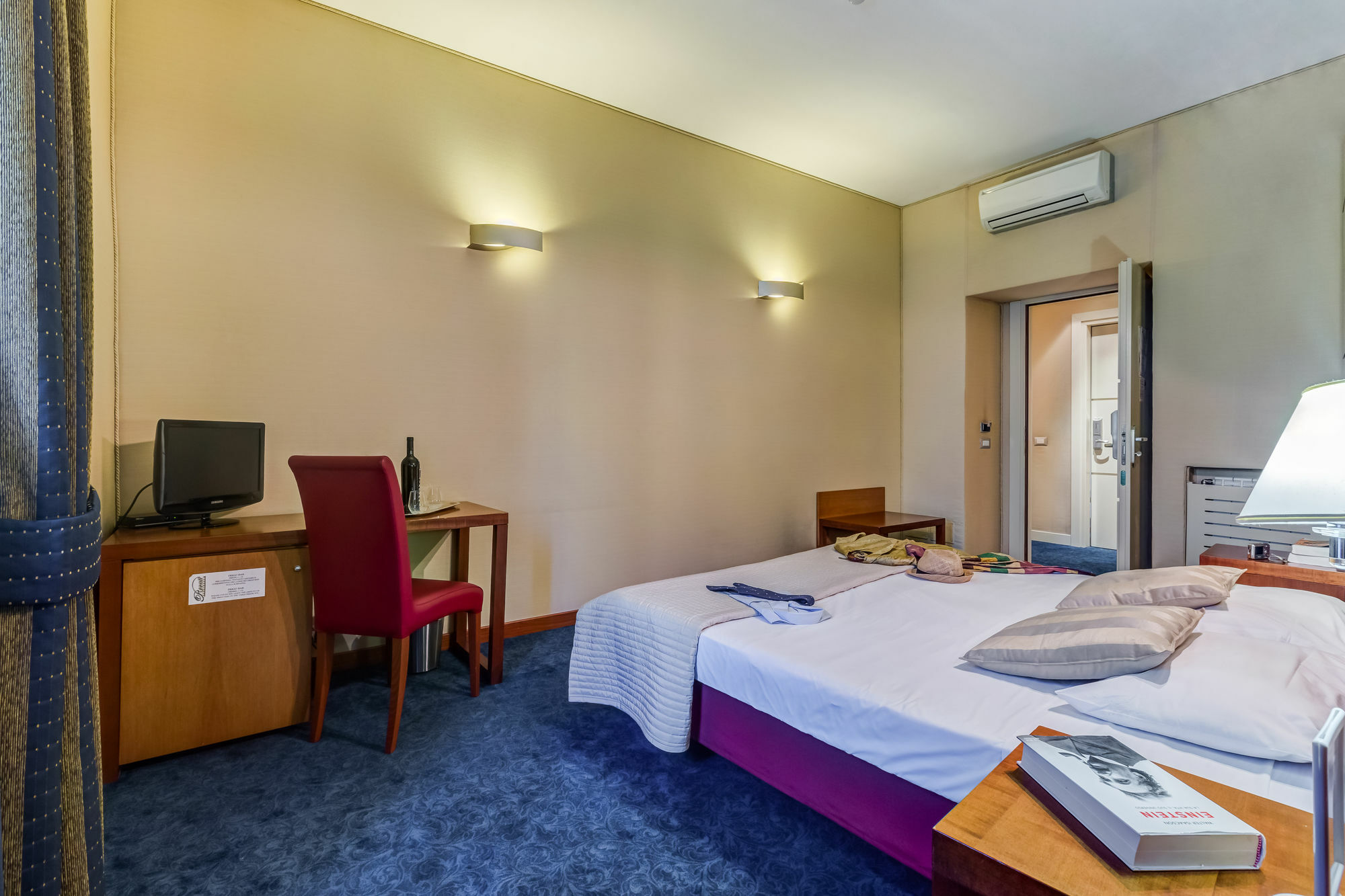 רומא Rovati Guesthouse מראה חיצוני תמונה